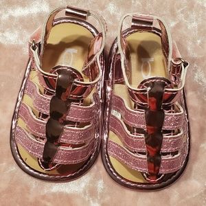 2 for 15🆕️👶NWOT BEBE Baby Sandals